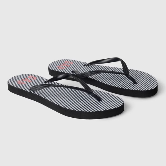 NWT GAP Logo Flip Flops Color: Black White Stripe - Picture 1 of 5
